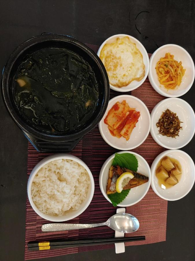 Jeju Noblesse Hotel Екстериор снимка
